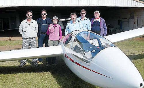 \Mick Aitken, Stephen Klinge, Judith Smith, Trevor Burke, Alex Nitzsche, and Mick Beattie. \Mick Aitken, Stephen Klinge, Judith Smith, Trevor Burke, Alex Nitzsche, and Mick Beattie.